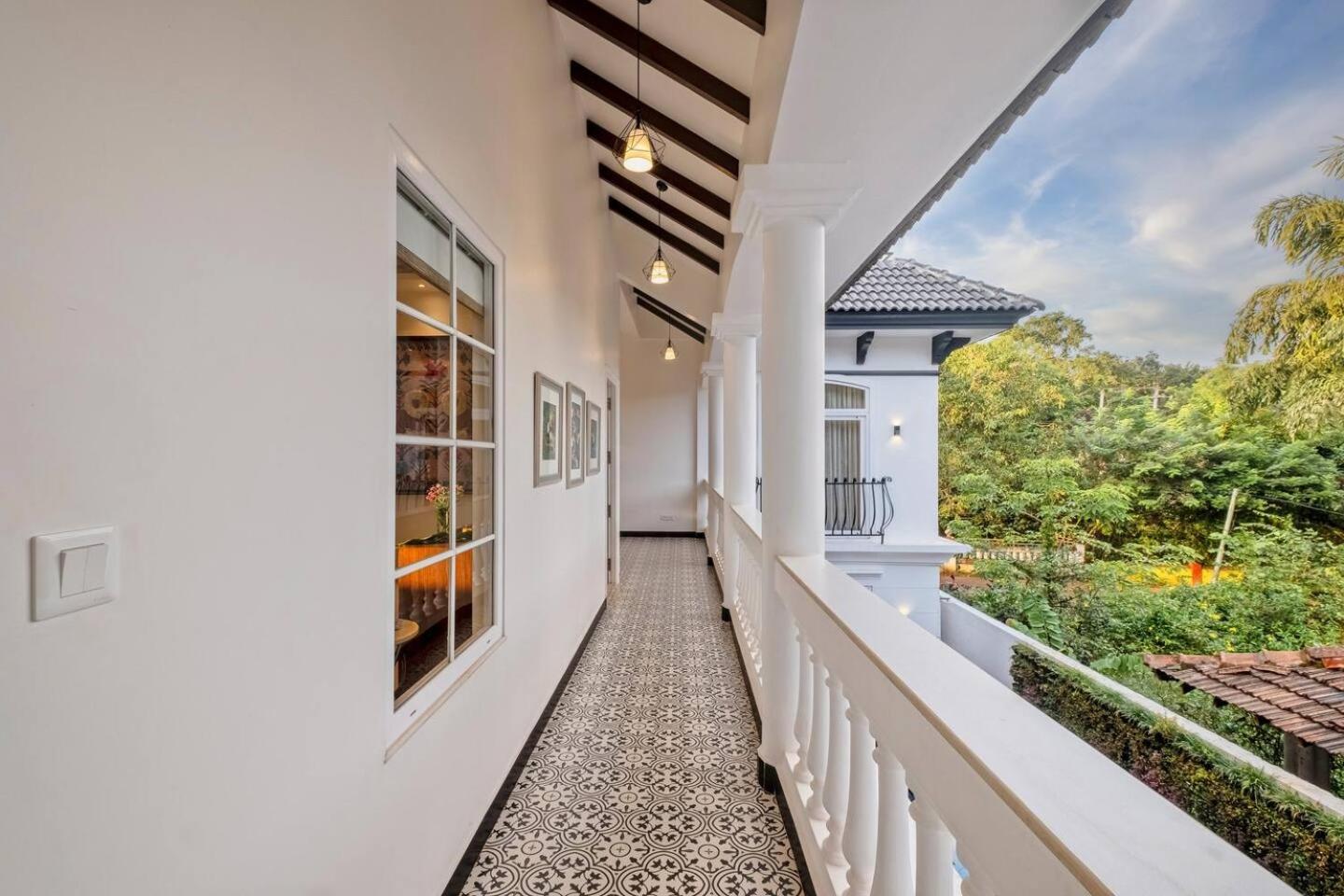 Amanassa 1 Luxury 4bhk With Pool In Assagaon Villa *
