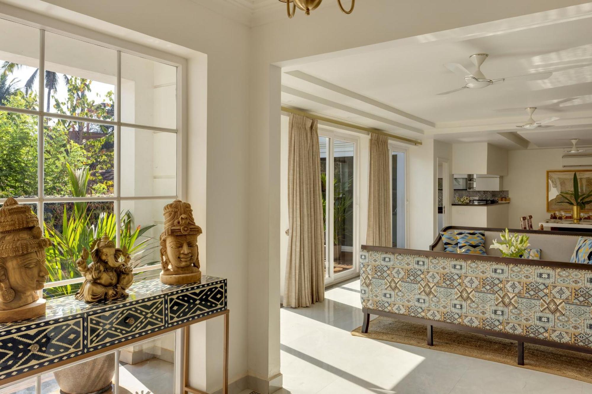 Amanassa 1 Luxury 4bhk With Pool In Assagaon Villa