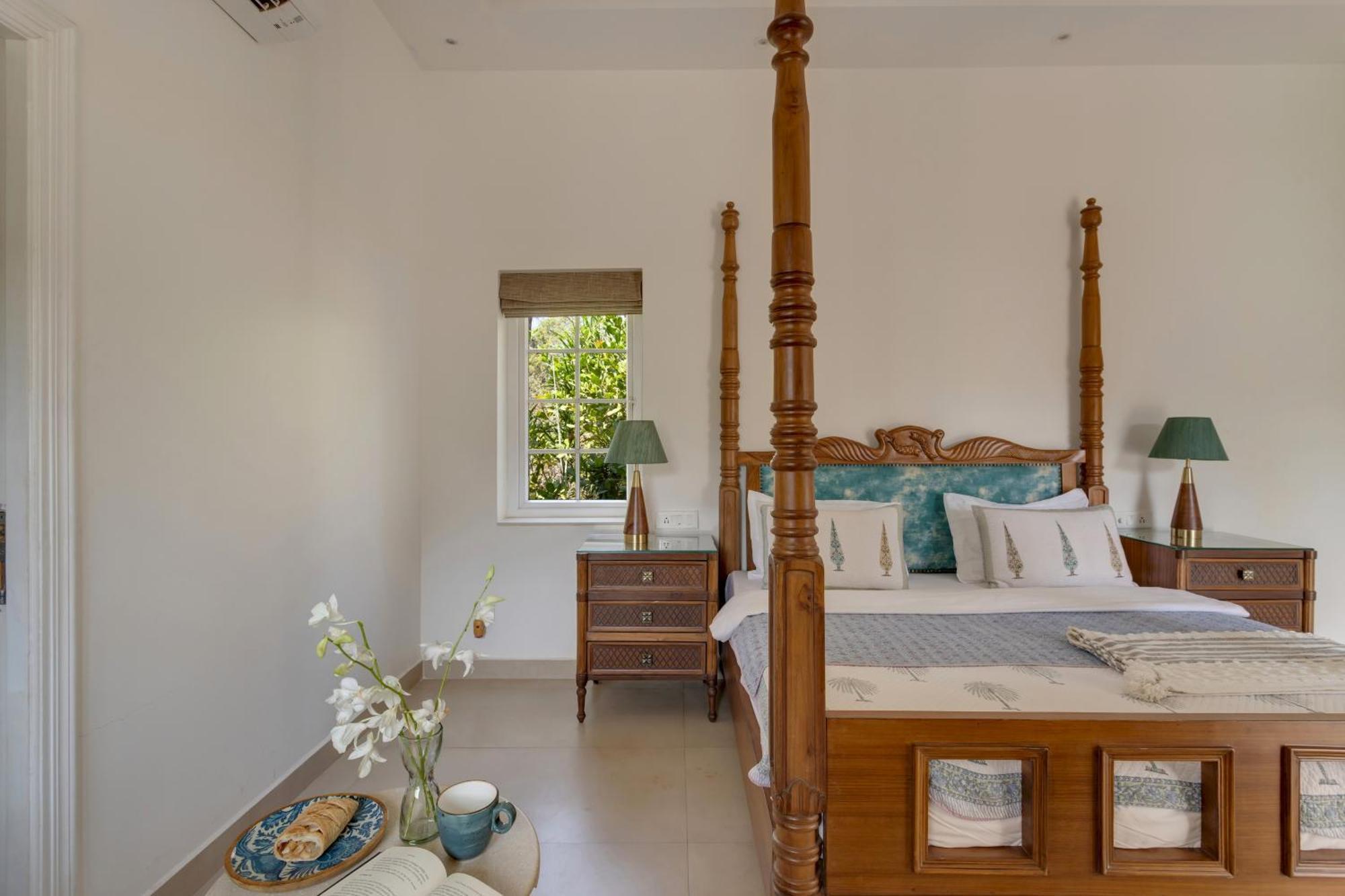Amanassa 1 Luxury 4bhk With Pool In Assagaon